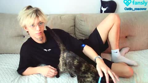 Ostin online show from 02.25.25