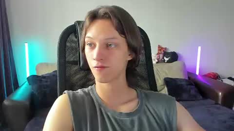 Snapshot of ostin_meoww chatting on 07.03.26 Ostin online show from 07.03.26