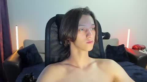 Snapshot of ostin_meoww chatting on 07.20.26 Ostin online show from 07.20.26