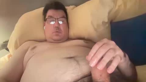 Snapshot of otter916 chatting on 10.19.25 otter916 online show from 10.19.25