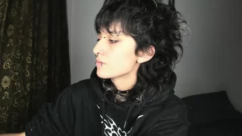 Snapshot of ottoyan_ chatting on 10.29.25 Otto 3 online show from 10.29.25