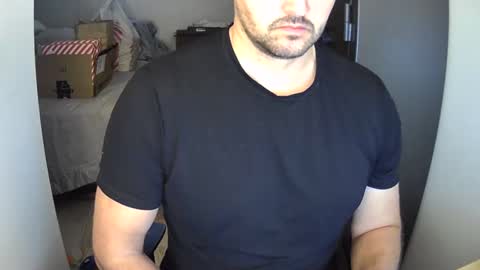 Snapshot of outside1991 chatting on 12.23.24 outside1991 online show from 12.23.24