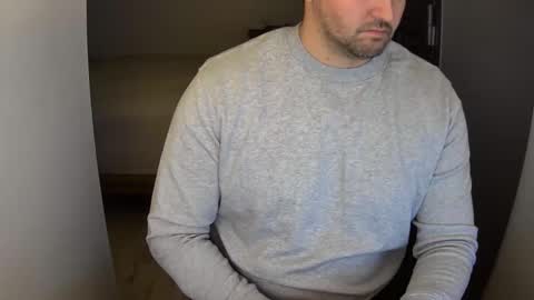 Snapshot of outside1991 chatting on 12.31.24 outside1991 online show from 12.31.24