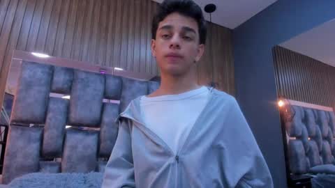 Owen Johnson online show from 04.12.26