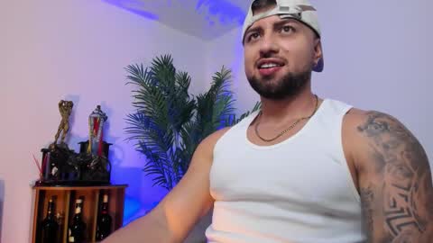 Snapshot of owenmaximus814 chatting on 10.20.25 Maximus Owen online show from 10.20.25