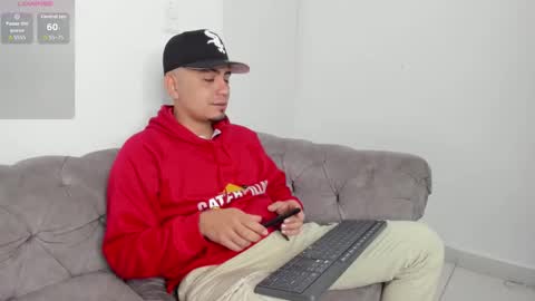 O W E N - S T O N E online show from 10.12.25