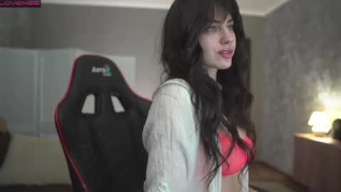 Oxana   Hi friends all my videos are 50 off check my bio online show from 02.28.25