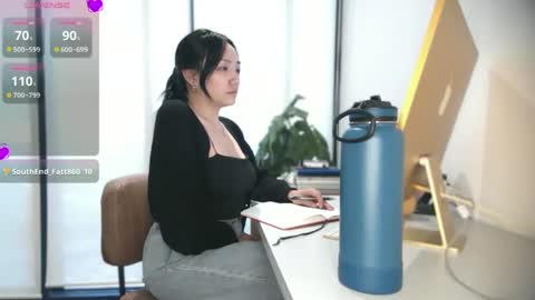 Snapshot of ozhmara chatting on 09.26.25 ozhmara online show from 09.26.25