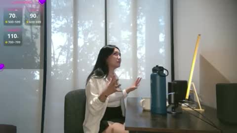 Snapshot of ozhmara chatting on 12.04.25 ozhmara online show from 12.04.25