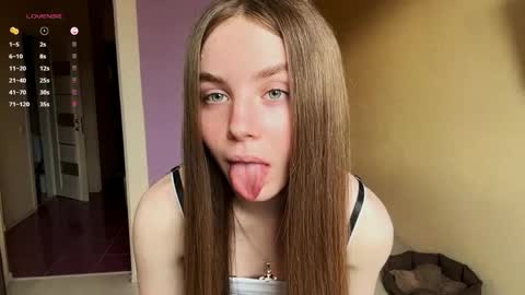 Kate online show from 04.14.26