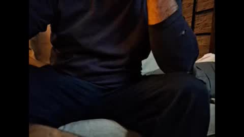 p326032 online show from 11.02.25