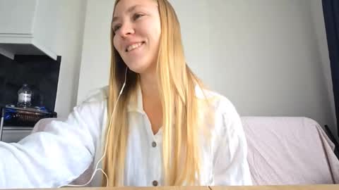 Snapshot of pabridge chatting on 12.21.25 Sally online show from 12.21.25