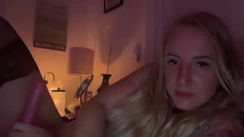 paige32323 online show from 01.11.26