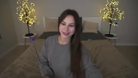 Paige online show from 10.07.25