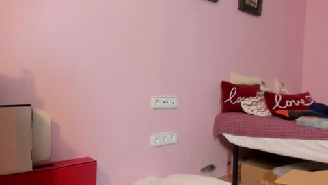 Merce   online show from 02.01.25