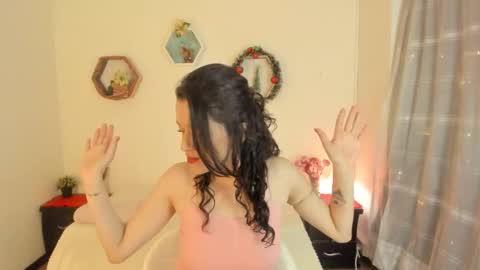 Paloma  online show from 12.18.25