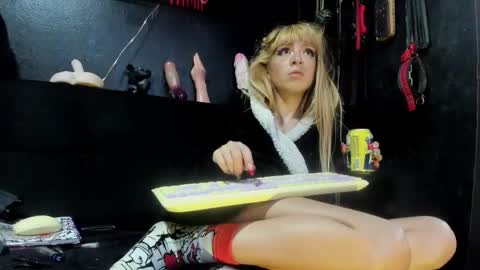 Paloma online show from 12.14.24