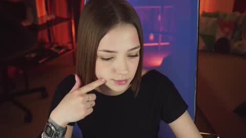 Snapshot of pambeeslyy chatting on 11.10.25 Pam online show from 11.10.25