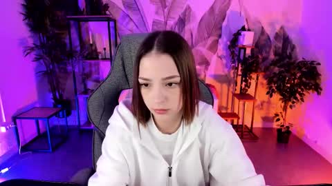 Snapshot of pambeeslyy chatting on 11.25.25 Pam online show from 11.25.25