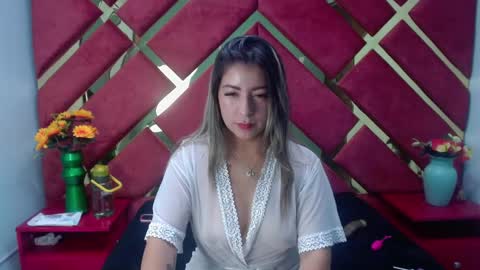 Snapshot of pamela_blonde_ chatting on 10.18.25 pamela_blonde_ online show from 10.18.25
