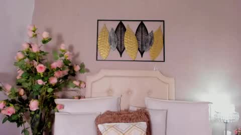 Pamela Duque  online show from 02.11.25