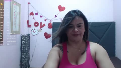 Snapshot of pamela_echeverria chatting on 04.27.26 pamela_echeverria online show from 04.27.26