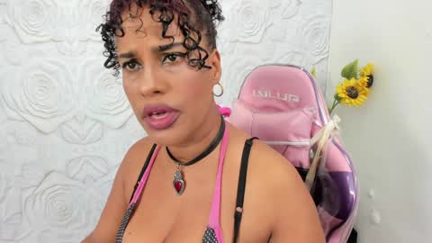 Snapshot of pamela_guzmaan_ chatting on 12.17.24 PAMELA online show from 12.17.24