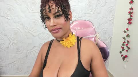 Snapshot of pamela_guzmaan_ chatting on 02.03.25 PAMELA online show from 02.03.25