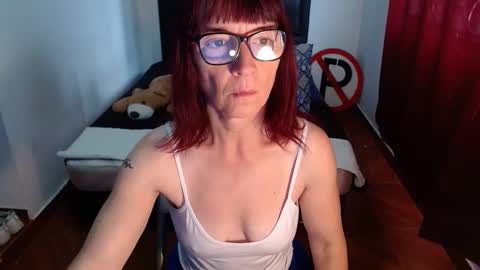Snapshot of pamelaa_jagger chatting on 02.10.25 Pamela Jagger online show from 02.10.25