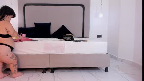 pamelabonnet_mml online show from 04.13.26