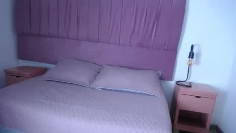 PamelaEvans   online show from 03.04.25