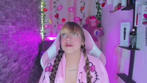 Snapshot of pamelajhonsom chatting on 12.14.24 pamelajhonsom online show from 12.14.24