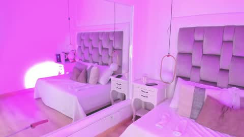  Pamela  online show from 02.05.25