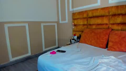 pamelamendez_1 online show from 02.13.26