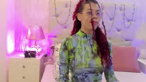 TELL ME PAMELLA AND GIVE ME A GOOD GRADE ITS IMPORTANT online show from 10.18.25