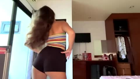 Kamila online show from 04.11.26