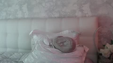 Snapshot of pamella_007 chatting on 10.17.25 Pamella online show from 10.17.25