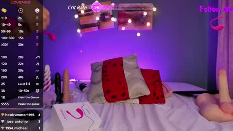Snapshot of pammelaross chatting on 01.18.25 Pammela online show from 01.18.25
