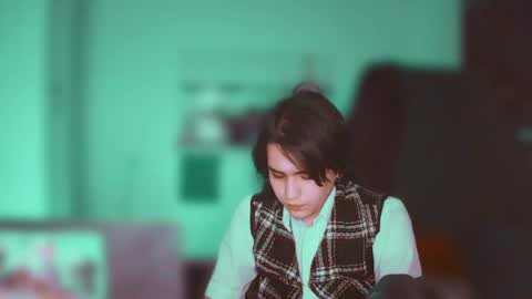 In bio online show from 04.06.26