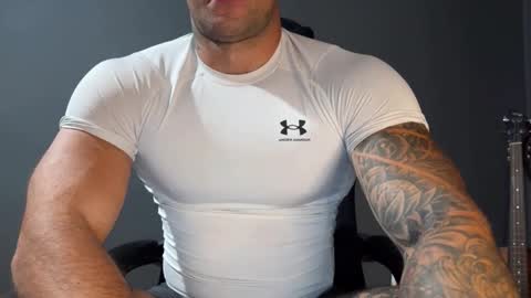 Snapshot of panther_style chatting on 09.15.25 Oleg online show from 09.15.25