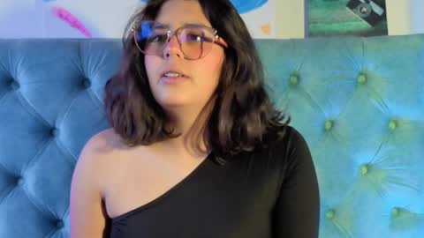 Paola Lyon online show from 03.02.26