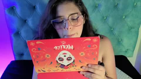 Paola Lyon online show from 04.15.26