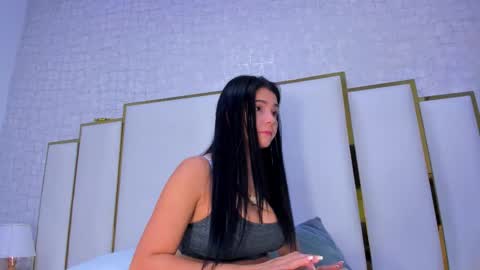 Paola  online show from 09.19.25