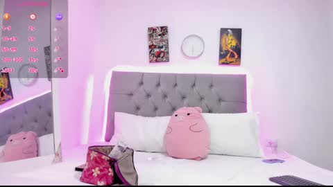 paola online show from 01.22.25