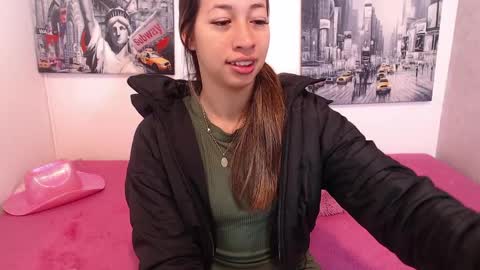 Paola online show from 04.10.26