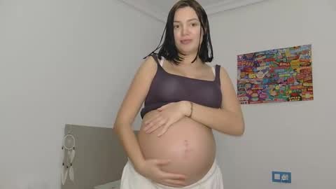 Paola Hard online show from 12.15.25