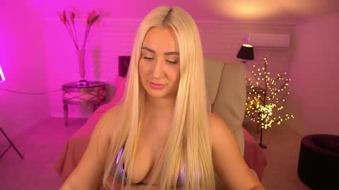 Lia online show from 04.03.26