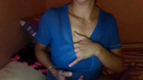 Snapshot of paolamz10 chatting on 11.07.25 paolamz10 online show from 11.07.25