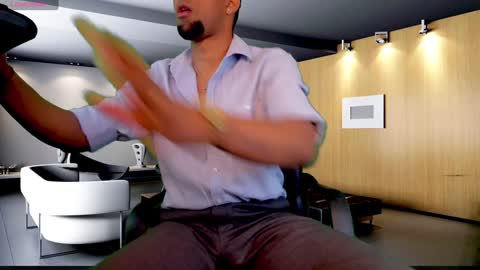 Paolo online show from 01.31.25