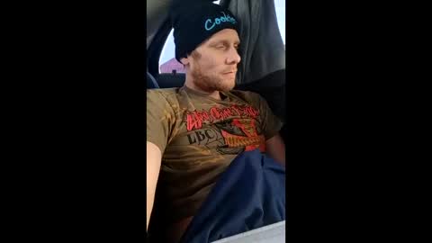 Snapshot of papapfouts chatting on 01.12.26 papapfouts online show from 01.12.26